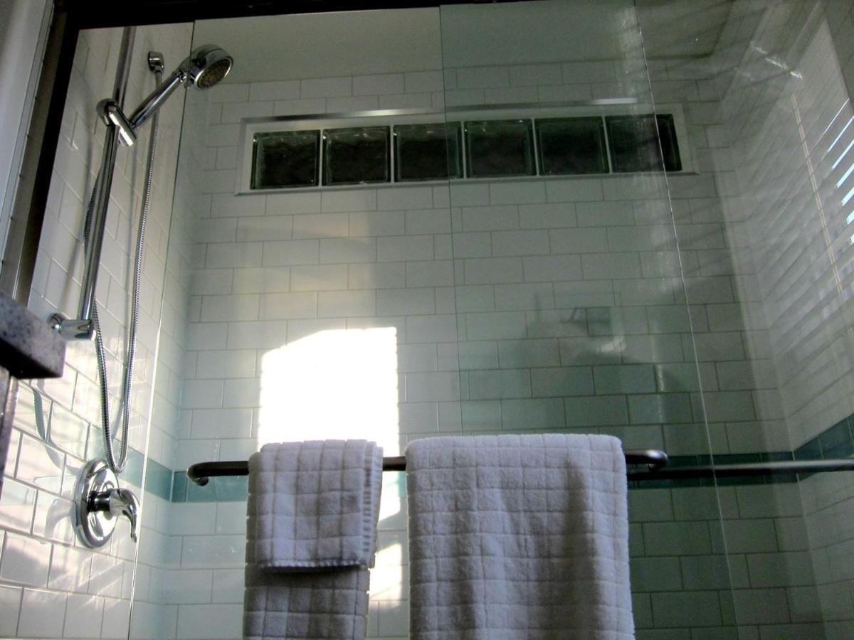 Merrickville 메릭빌 게스트 스위트 B&B 외부 사진