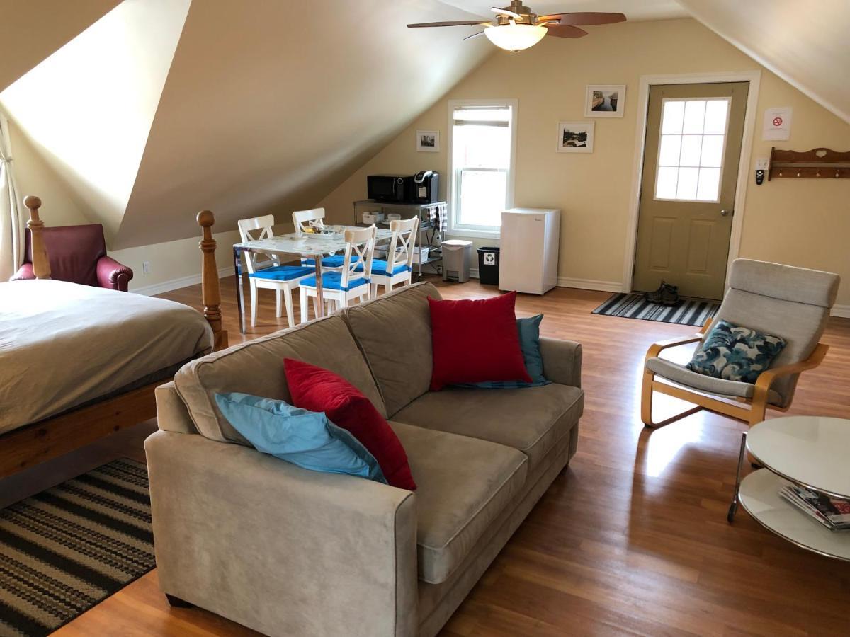 Merrickville 메릭빌 게스트 스위트 B&B 객실 사진