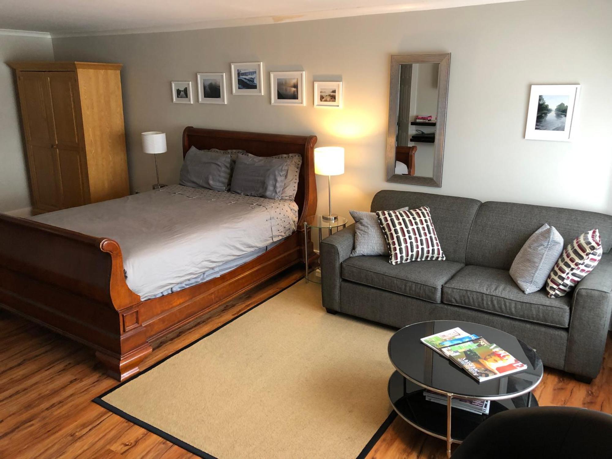 Merrickville 메릭빌 게스트 스위트 B&B 객실 사진