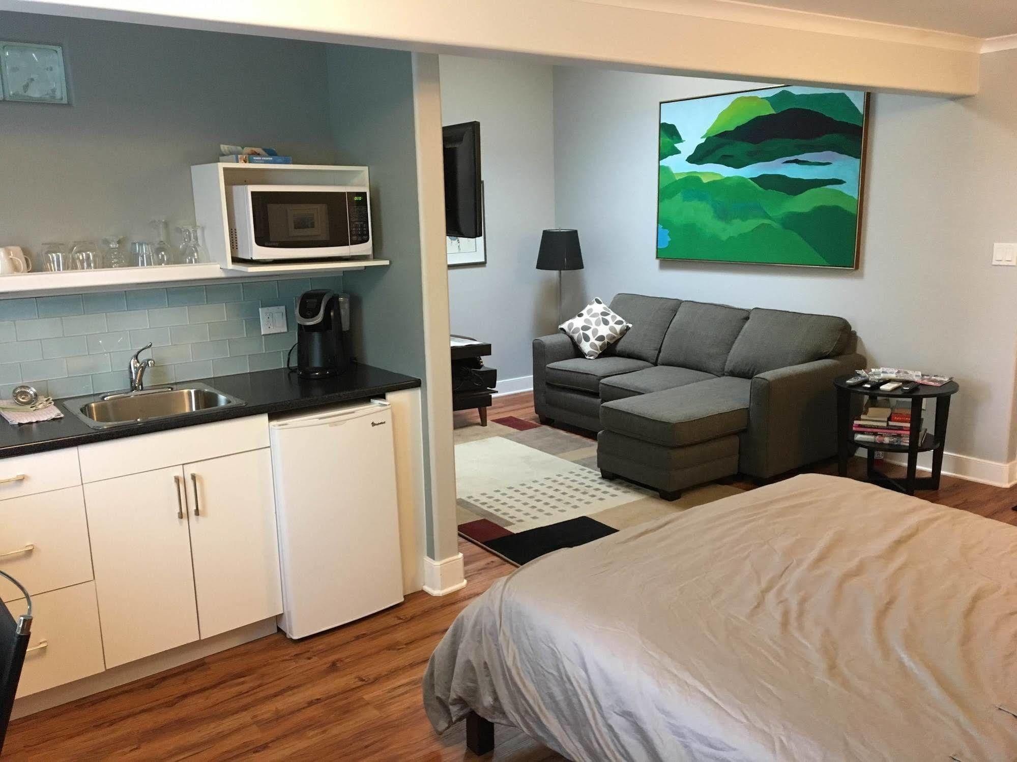 Merrickville 메릭빌 게스트 스위트 B&B 외부 사진